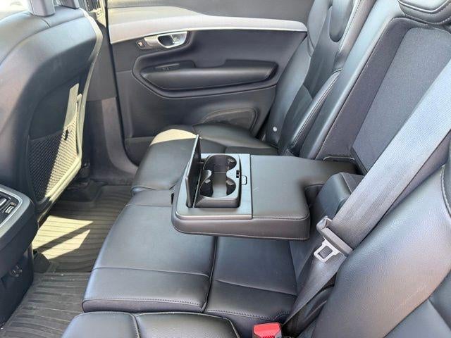 2021 Volvo XC90 T5 AWD Momentum 7P