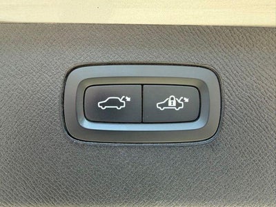 2021 Volvo XC90 T5 AWD Momentum 7P