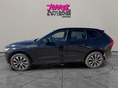 2025 Volvo XC60 B5 AWD Plus