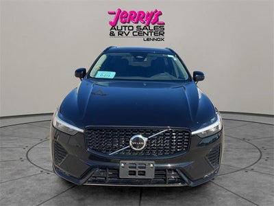2025 Volvo XC60 B5 AWD Plus