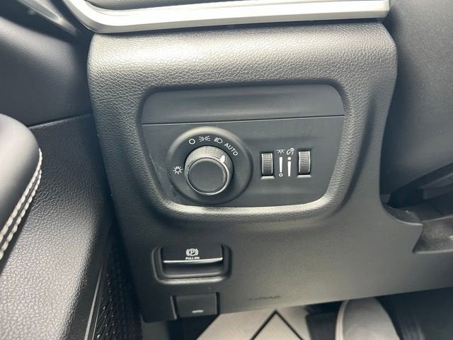 2023 Jeep Grand Cherokee Laredo X