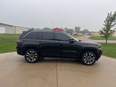 2023 Jeep Grand Cherokee Overland