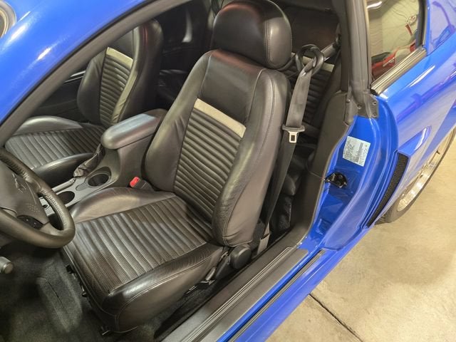 2003 Ford Mustang Premium Mach 1