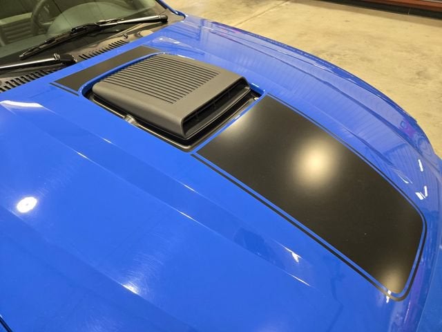 2003 Ford Mustang Premium Mach 1
