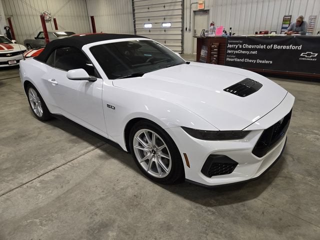 2026 Ford Mustang GT Premium