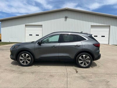 2025 Ford Escape Platinum