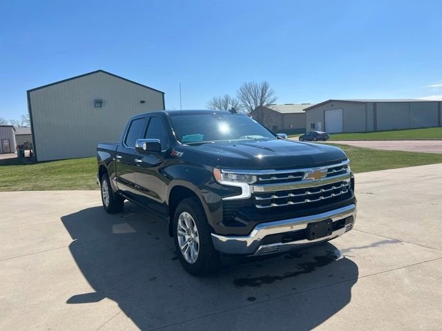 2025 Chevrolet Silverado 1500 LTZ