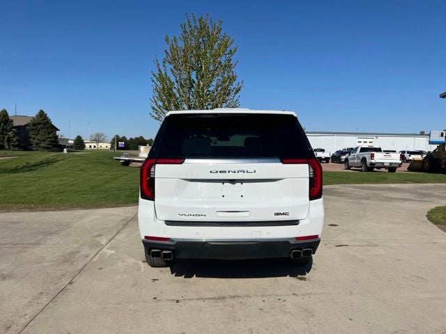 2025 GMC Yukon Denali