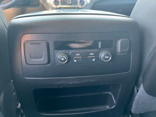 2016 GMC Yukon XL SLT