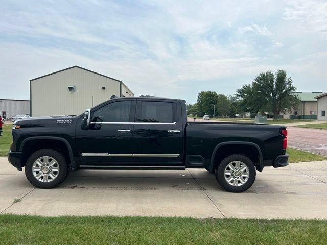2024 Chevrolet Silverado 3500 HD High Country
