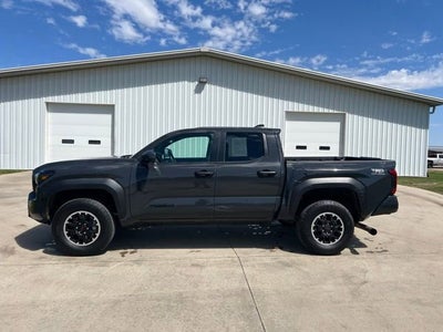 2025 Toyota Tacoma 4WD SR