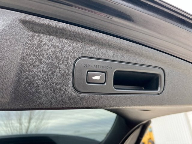 2023 Acura MDX w/A-Spec Package