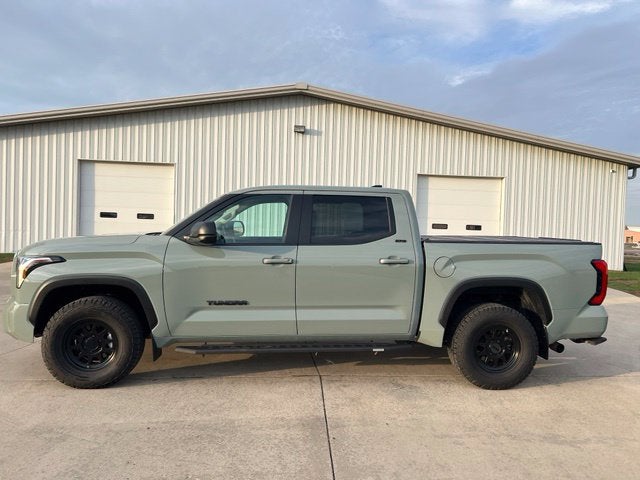2024 Toyota Tundra 4WD SR5