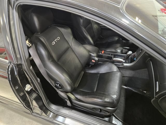 2006 Pontiac GTO BASE