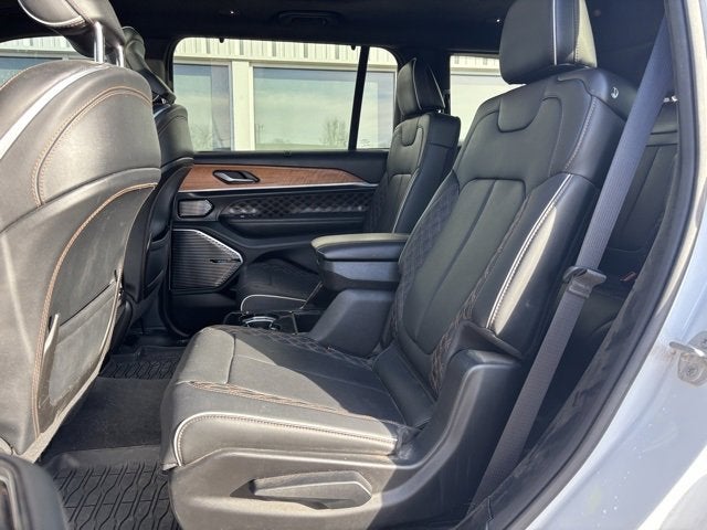 2023 Jeep Grand Cherokee L Summit