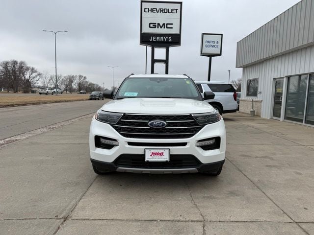 2023 Ford Explorer XLT 202A