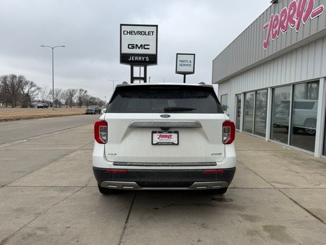 2023 Ford Explorer XLT 202A