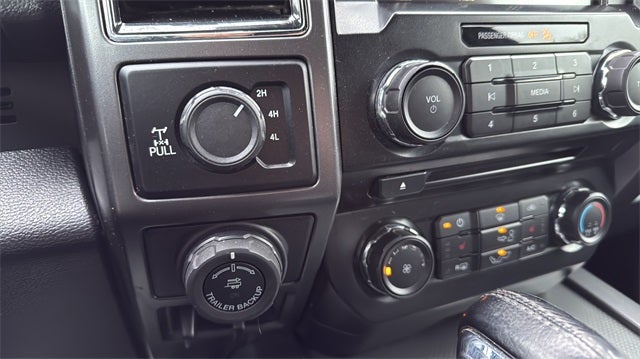 2017 Ford F-150 XLT SPORT PKG