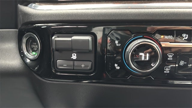 2023 Chevrolet Silverado 1500 LT Standard Box