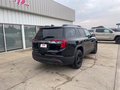 2023 GMC Acadia AT4