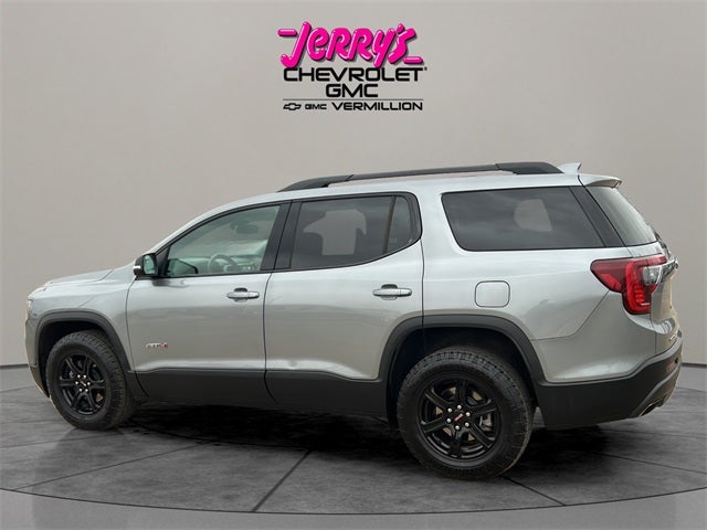2023 GMC Acadia AT4