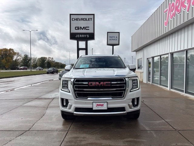 2022 GMC Yukon XL SLT
