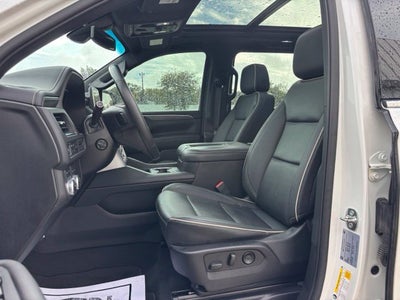 2022 GMC Yukon XL SLT