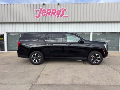 2025 GMC Yukon XL AT4