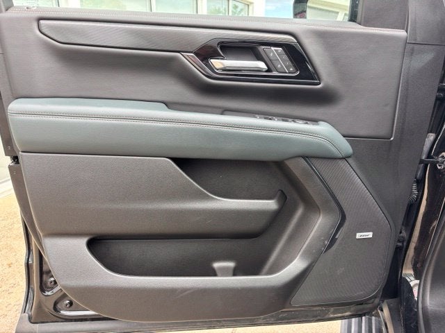 2025 GMC Yukon XL AT4