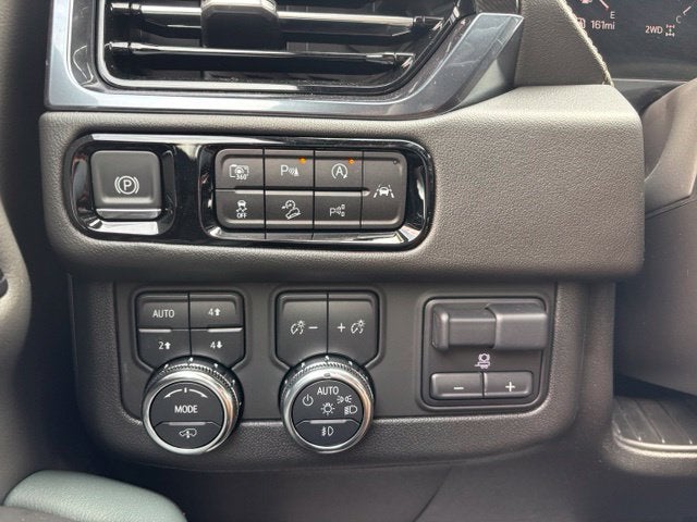 2025 GMC Yukon XL AT4