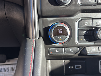 2022 Chevrolet Suburban RST