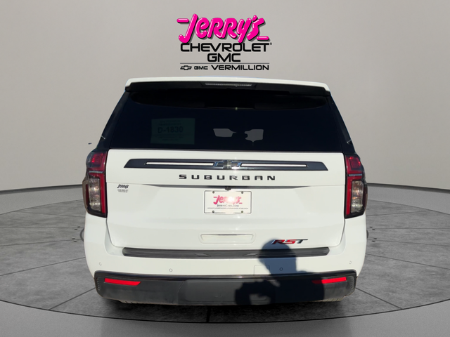 2022 Chevrolet Suburban RST