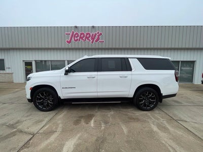 2023 Chevrolet Suburban Premier
