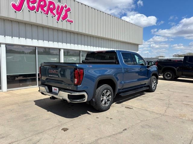 2024 GMC Sierra 1500 SLE