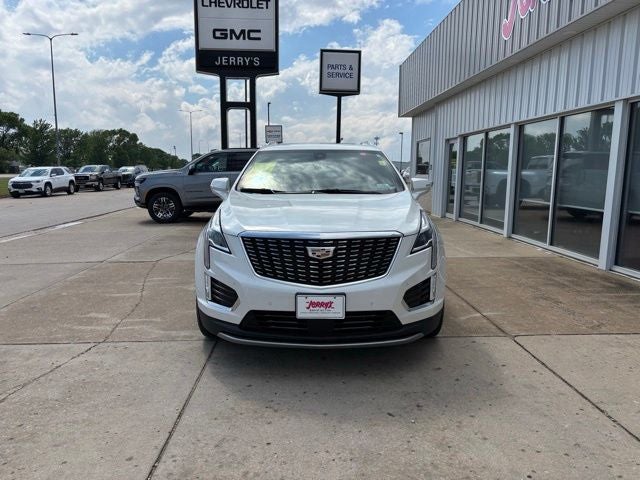 2022 Cadillac XT5 Premium Luxury