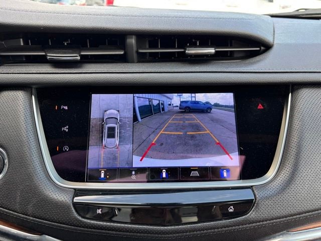 2022 Cadillac XT5 Premium Luxury