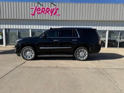 2017 Cadillac Escalade Platinum Edition