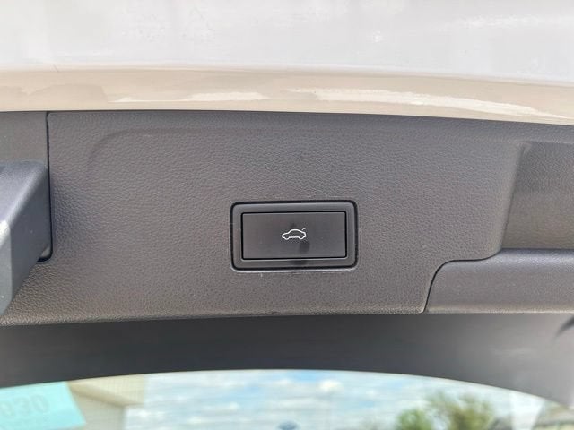 2023 Volkswagen Atlas Cross Sport 3.6L V6 SEL