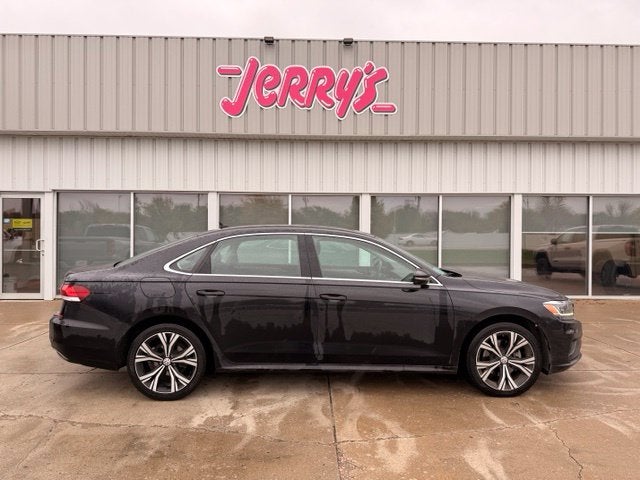 2021 Volkswagen Passat 2.0T SE