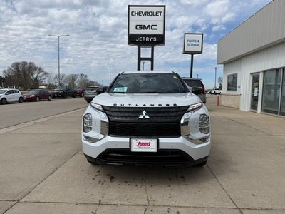 2023 Mitsubishi Outlander SE Black Edition