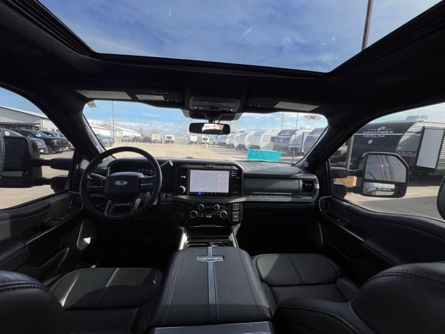 2025 Ford F-250SD Platinum 6 3/4 Ft Box