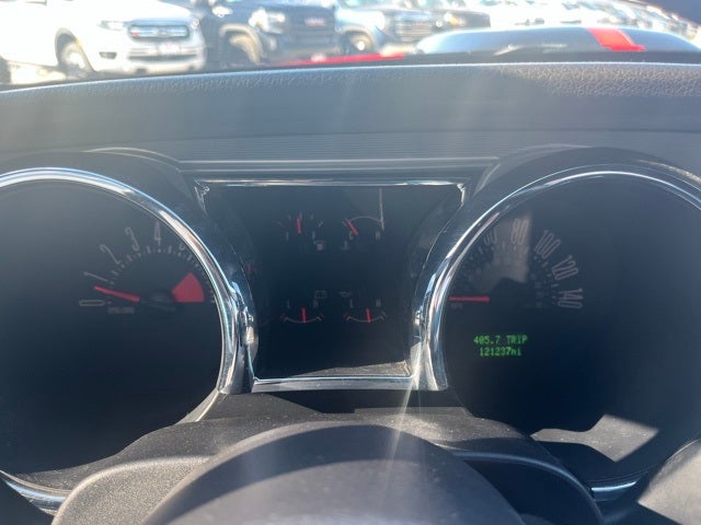 2005 Ford Mustang GT Premium