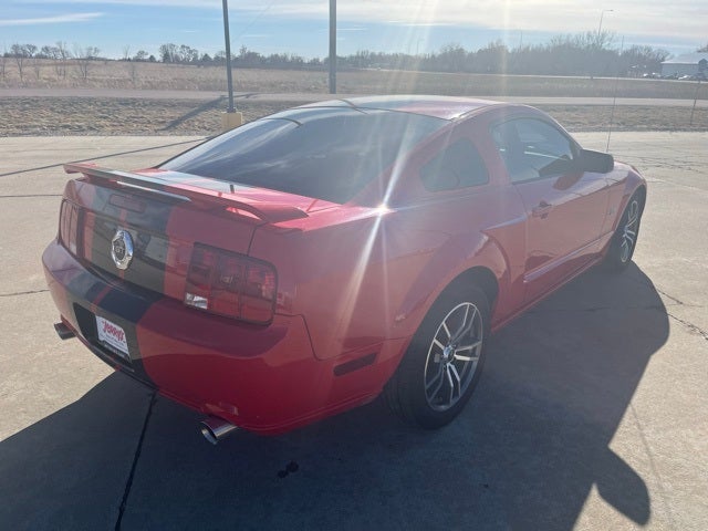 2005 Ford Mustang GT Premium